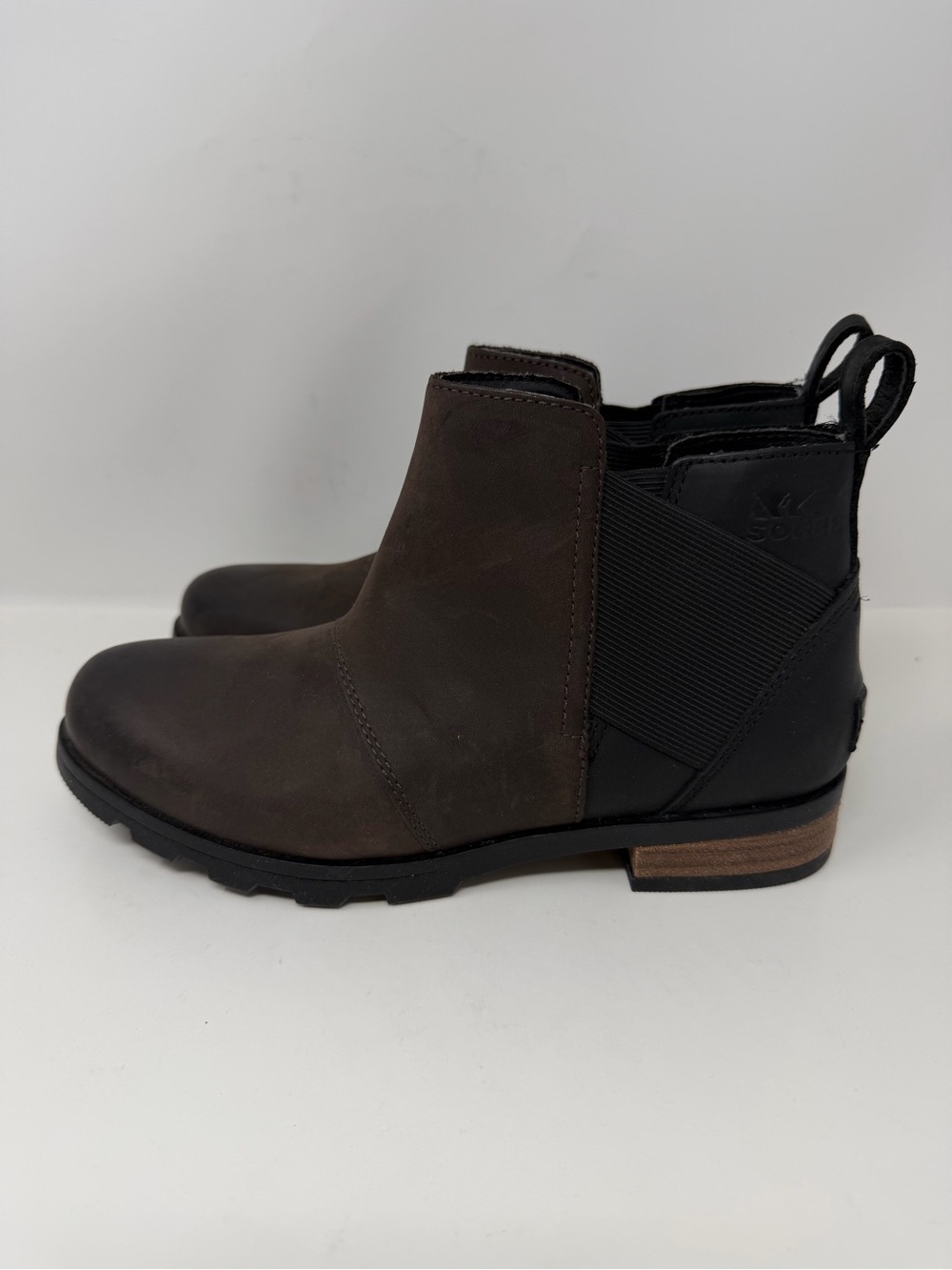 Sorel Emelie Chelsea Ankle Boots Leather Waterproof Brown Black Size 6